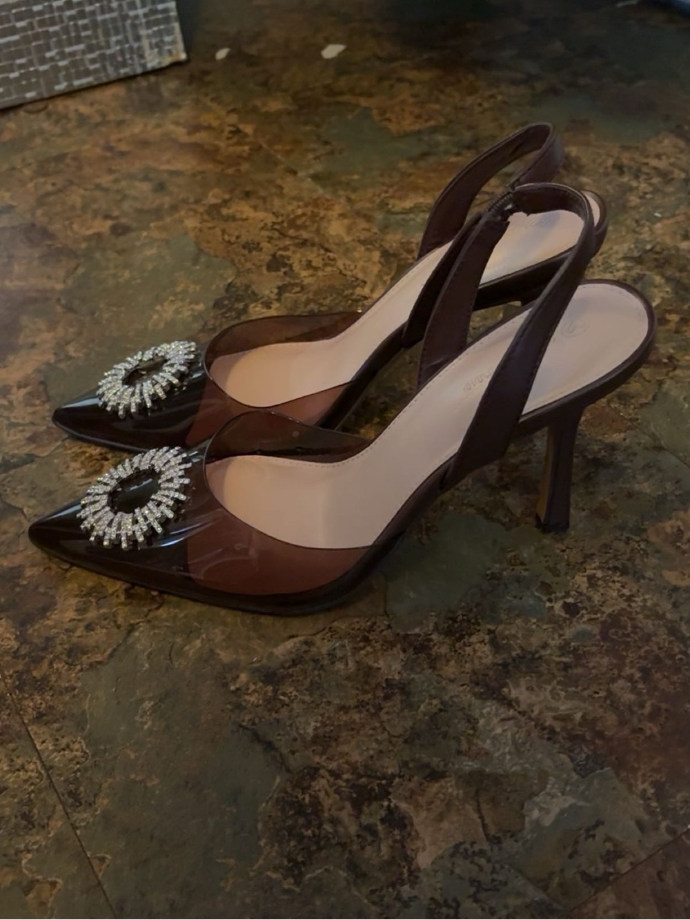 Women’s Pointed Slingback Heels with Crystal Brooch - Brown